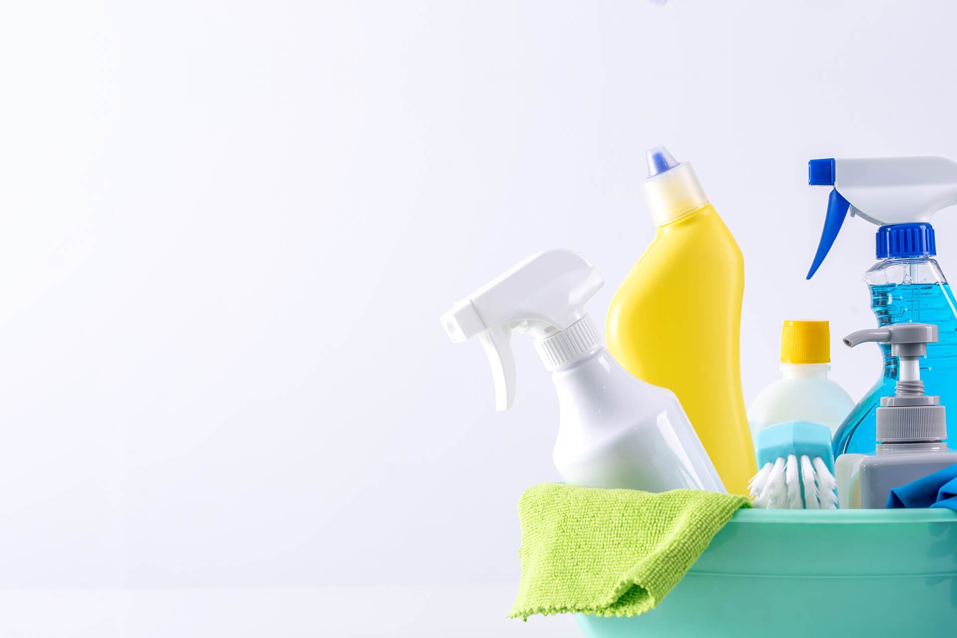 household-industrial-chemicals-plastic-packaging-vision-inspection-1920x1280px-landscape